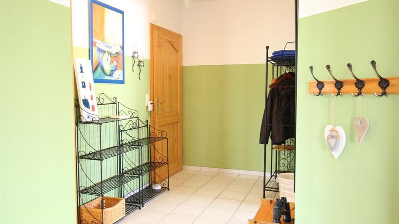 Eingangsbereich und Garderobe Eingangsbereich und Garderobe